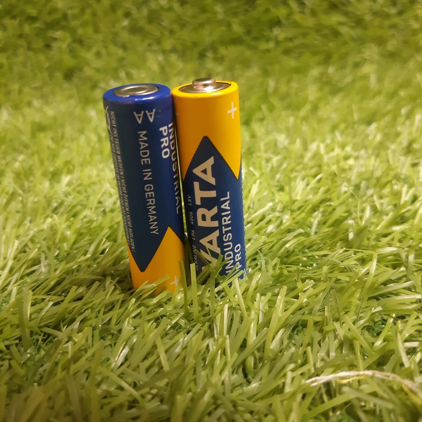 VARTA  [AA] CELL MADE IN GERMANY [20 CELL IN JUST ONLY 1990] WITH Delivery